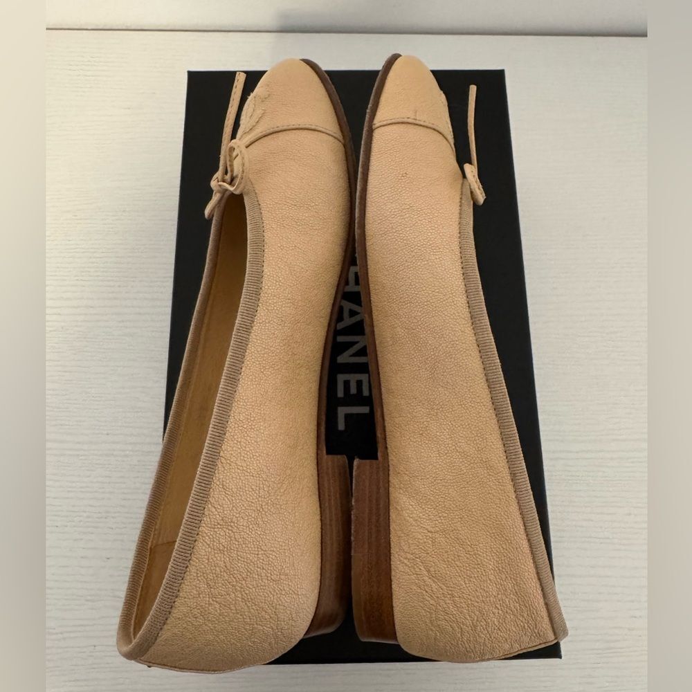 Chanel Pebbled Leather Tan Beige CC Classic Ballet Flats EU 36 US 6 Authentic - Picture 7 of 11